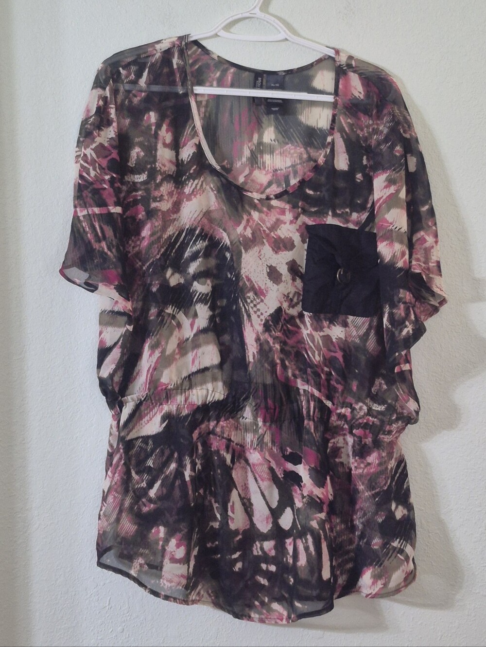 Bisou Bisou Sheer Floral-Print Tunic in Black and Pink
